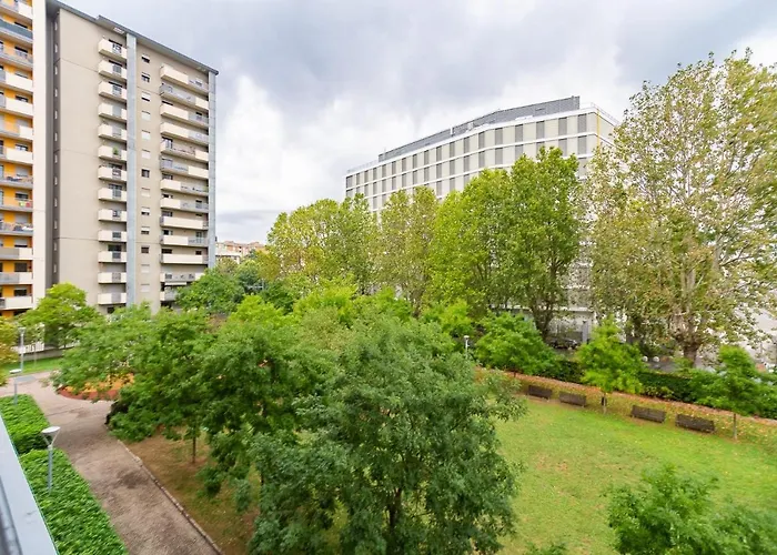شقة Accogliente Con Terrazzo E Vista ميلان